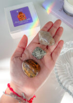 Kit de Cristais para Prosperidade e Abundância – Olho de Tigre, Pirita e Quartzo Rutilado