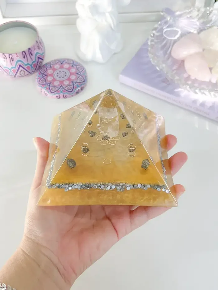 Orgonite Queóps Prosperar