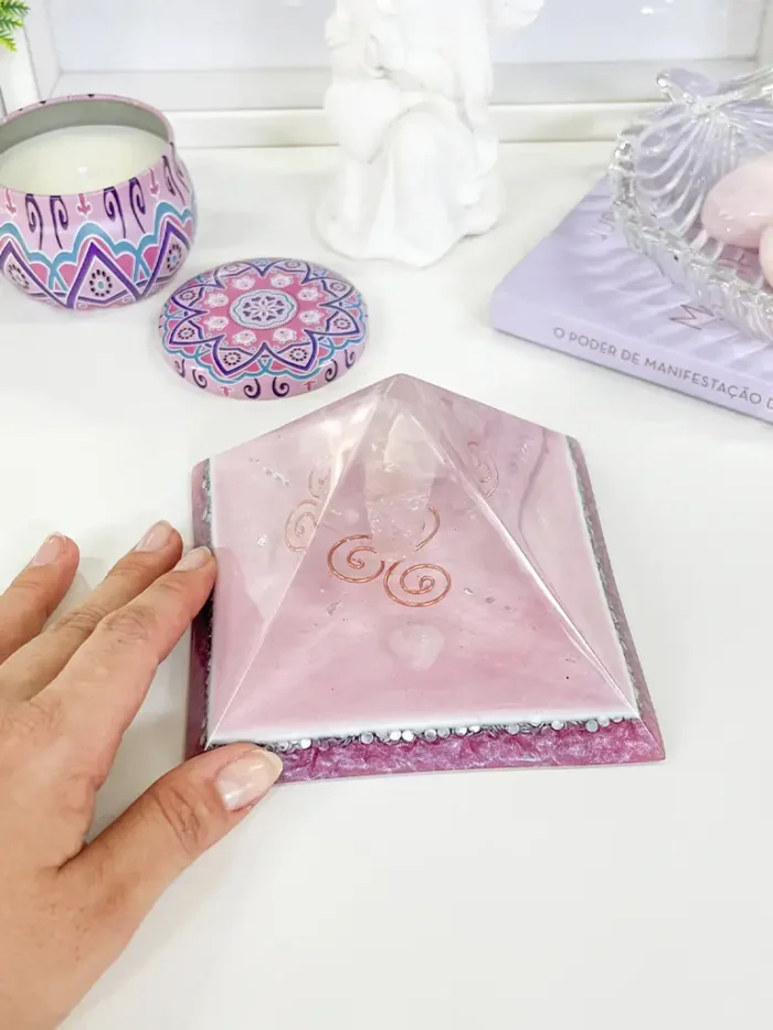 Orgonite Queóps Quartzo Rosa - Amor Próprio - P2