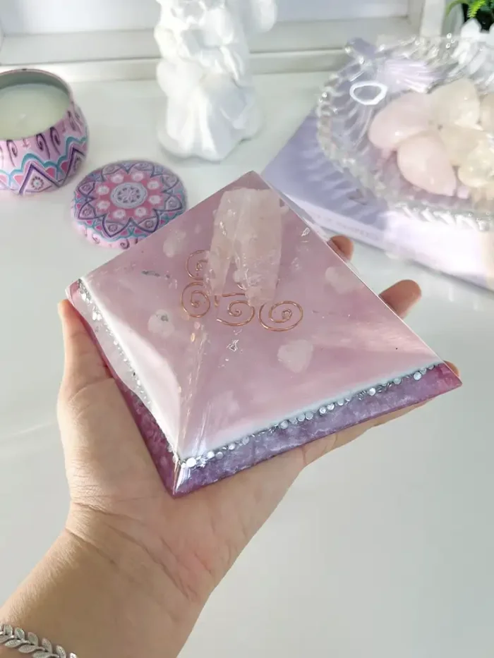 Orgonite Queóps Quartzo Rosa - Amor Próprio - P2