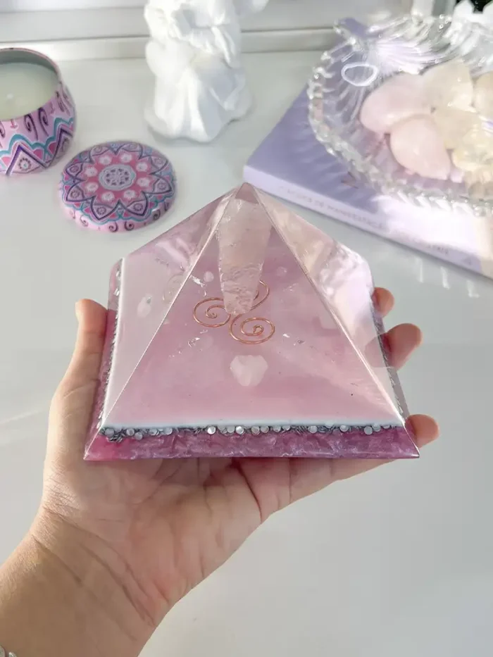 Orgonite Queóps Quartzo Rosa - Amor Próprio - P2