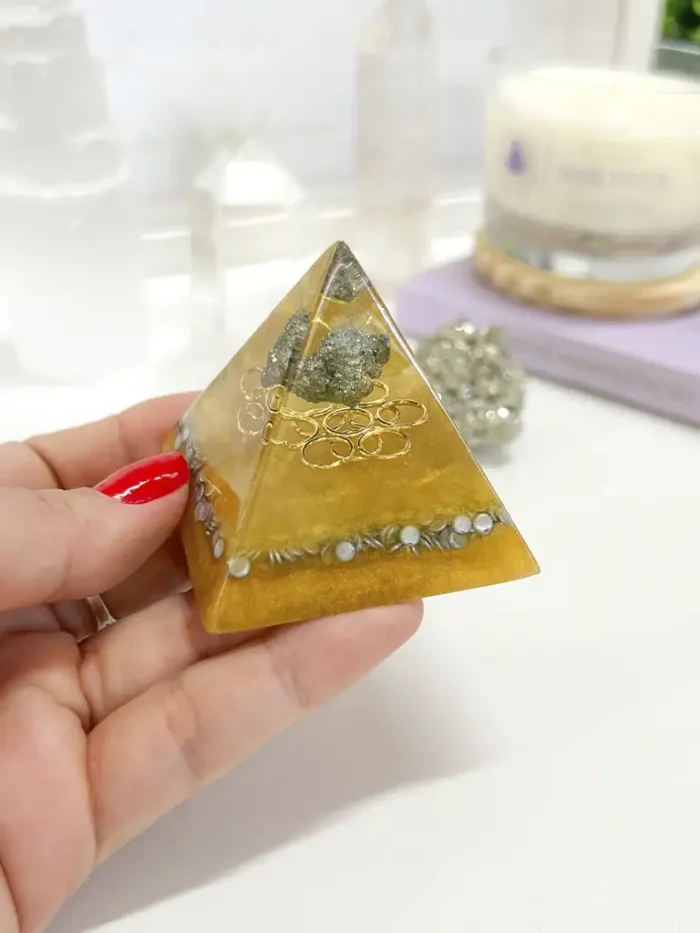 mini orgonite pirita