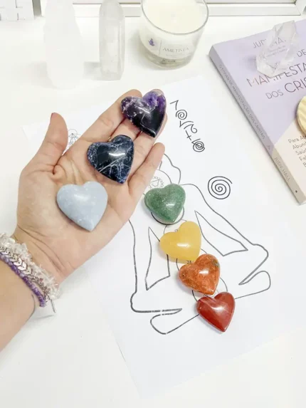 Kit de corações lapidados dos 7 chakras