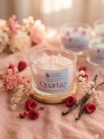 Vela Aromática Quartzo Rosa com Cristais Naturais | Framboesa e Baunilha | Coleção Colors — Dharma Cristais - Imagem 2